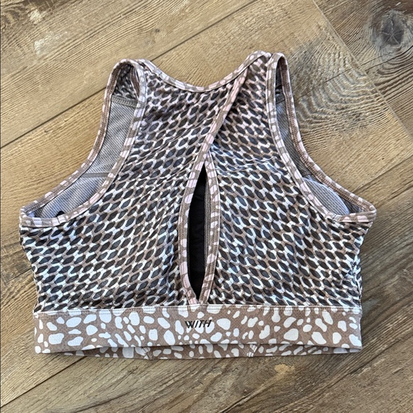 Peloton Pink and Gray Leopard Leggings Set - Picture 3 of 4